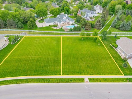 L104 Tuscany Ln, Waunakee, WI, 53597 | Card Image