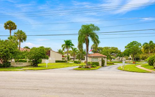 205-2601 Boundbrook Blvd, Palm Springs, FL, 33406-8657 | Card Image