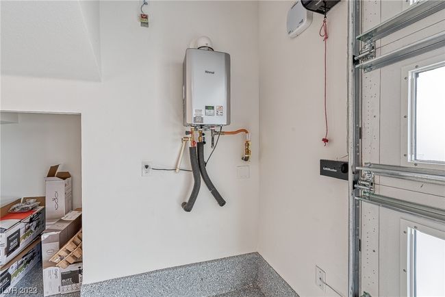 639 Grey Saker St, Townhouse with 4 bedrooms, 4 bathrooms and null parking in Las Vegas NV | Image 48