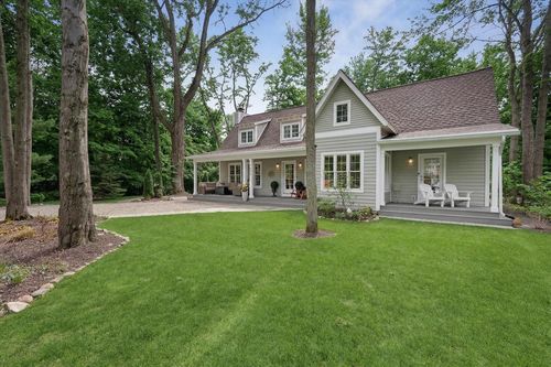9948 Cottage Ln, Union Pier, MI, 49129-9466 | Card Image