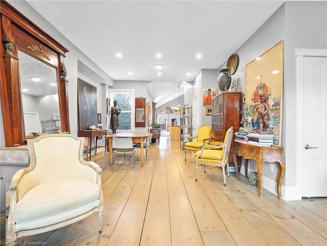 80 Ferrie St W, House other with 2 bedrooms, 2 bathrooms and 1 parking in Hamilton ON | Image 10