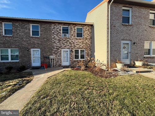 418 Gerald St, STATE COLLEGE, PA, 16801-7485 | Card Image