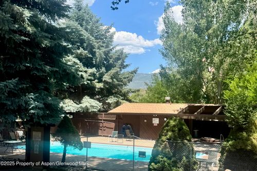 apt-4b-1300 Mount Sopris Dr, Glenwood Springs, CO, 81601-4617 | Card Image