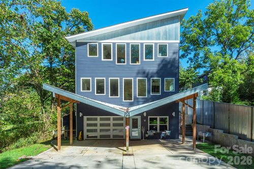 84 West St, Weaverville, NC, 28787-9231 | Card Image