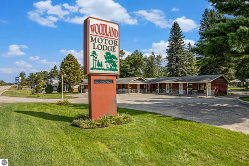 267 S I 75 Business Loop, Grayling, MI, 49738-6702 | Card Image