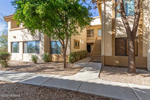 11201-2550 E River Road, Tucson, AZ, 85718 | Card Image