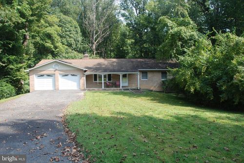 6801 Jeremiah Ct, Fairfax Station, VA, 22039-1834 | Card Image