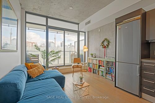 302-25 Stafford St, Toronto, ON, M5V0G3 | Card Image