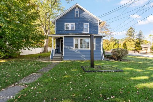 722 Columbia Tpke, East Greenbush, NY, 12061-2215 | Card Image