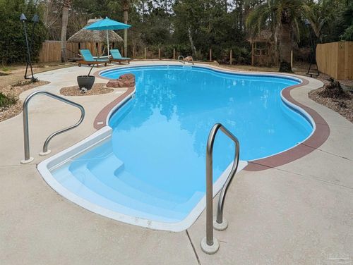 629 Downhaul Dr, Pensacola, FL, 32507-7982 | Card Image