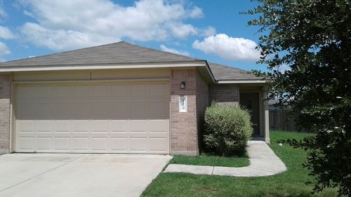 129 Luna Vista Dr, Hutto, TX, 78634-4516 | Card Image