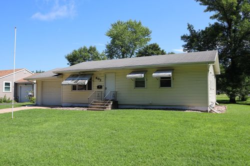 402 N 16th Pl, Estherville, IA, 51334-1771 | Card Image