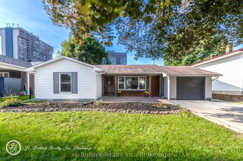 3336 Kodiak St, Ottawa, ON, K1V7S8 | Card Image