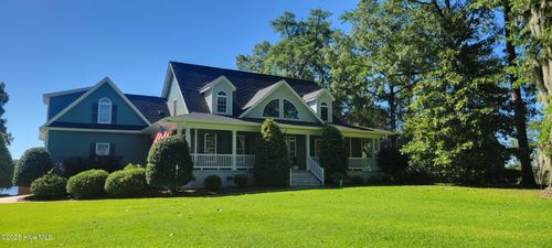 609 Long Point Rd, Chocowinity, NC, 27817-9196 | Card Image