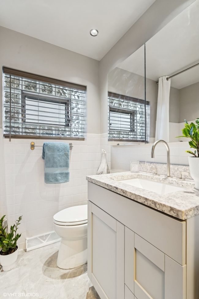 3929 Emerson Dr, House other with 3 bedrooms, 2 bathrooms and 1 parking in Schiller Park IL | Image 13
