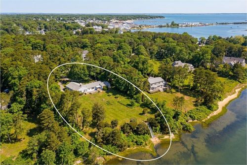94 Weaver Ln, Vineyard Haven, MA, 02568-5844 | Card Image