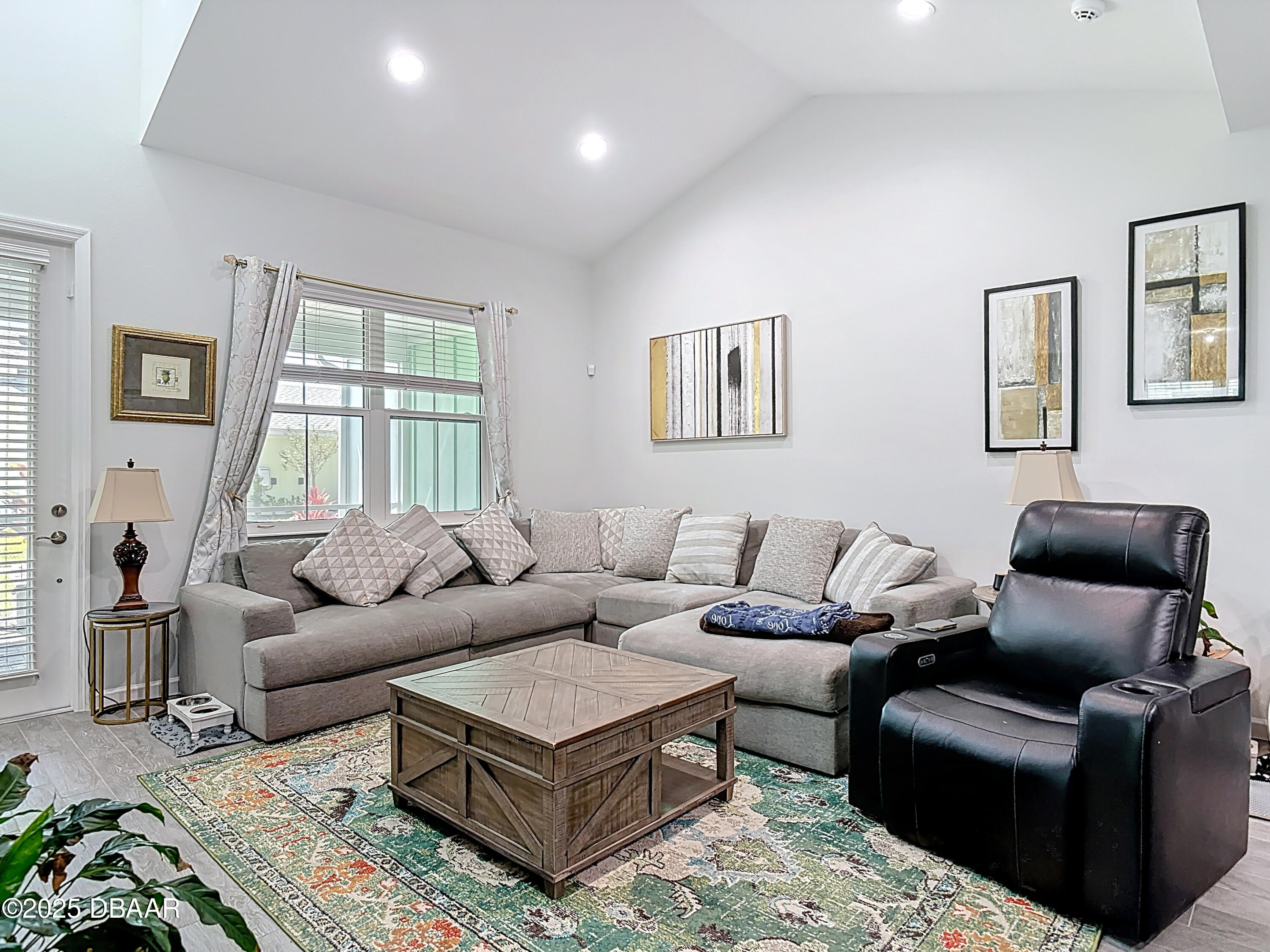 Residential in Daytona Beach 5