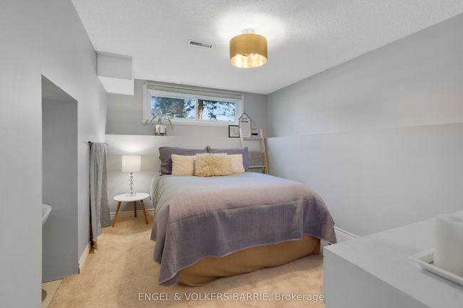 78 Leo Blvd, House other with 4 bedrooms, 2 bathrooms and 4 parking in Wasaga Beach ON | Image 25