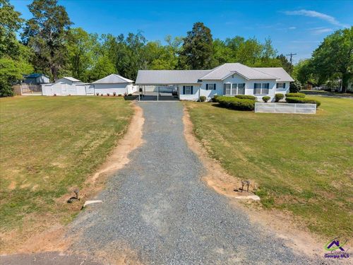401 Josey Ave, Byromville, GA, 31007-4564 | Card Image