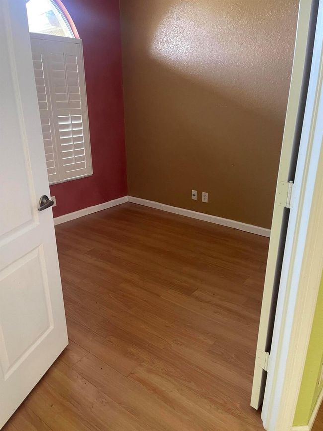 1072 Sw Castaneda Ln, House other with 3 bedrooms, 2 bathrooms and null parking in Port St. Lucie FL | Image 7