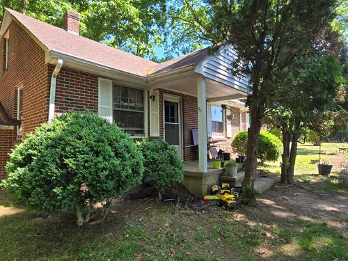 586 Hardtimes Rd, Farmville, VA, 23901-5605 | Card Image