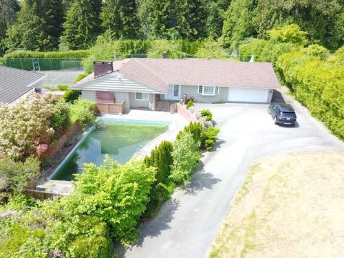 960 Pyrford Rd, West Vancouver, BC, V7S2A1 | Card Image
