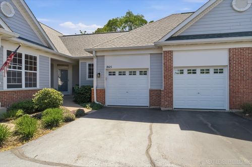 865 Cambridge Dr, Batavia, IL, 60510-7641 | Card Image