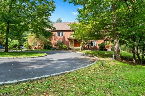 62 E Springtown Rd, Long Valley, NJ, 07853-3340 | Card Image