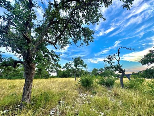 11 Cattleman'S Crossing Drive, Kerrville, TX, 78028 | Card Image