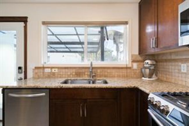 242 Cranberry Close Se, House detached with 3 bedrooms, 1 bathrooms and 2 parking in Calgary AB | Image 8