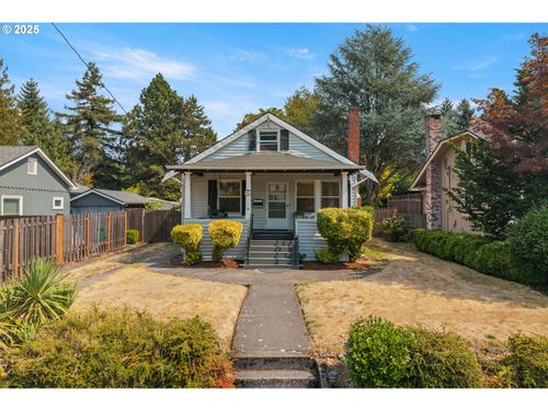304 Ne 63rd Ave, Portland, OR, 97213-5004 | Card Image