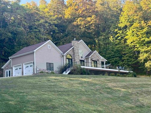 993 Corbin Branch Rd, Bridgeport, WV, 26330-9819 | Card Image