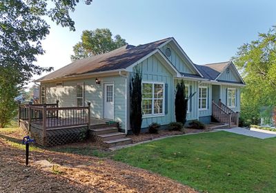 997 Arbor Lane, Home with 3 bedrooms, 2 bathrooms and 2 parking in Blairsville GA | Image 2