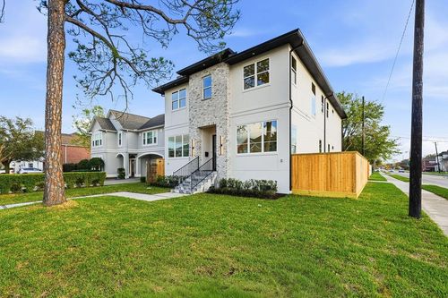 4441 Valerie Street, Bellaire, TX, 77401 | Card Image