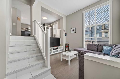 1137 Mckenzie Towne Row Se, Calgary, AB, T2Z1E2 | Card Image