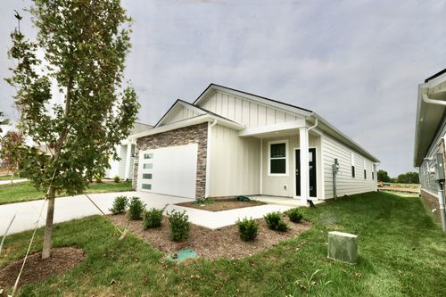 320 Apollo Pvt Way, Gallatin, TN, 37066-5975 | Card Image
