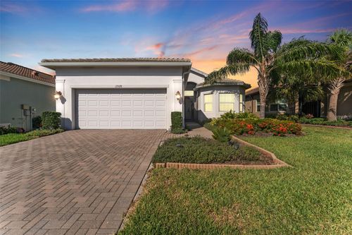15528 Corona Del Mar Dr, WIMAUMA, FL, 33598-4157 | Card Image
