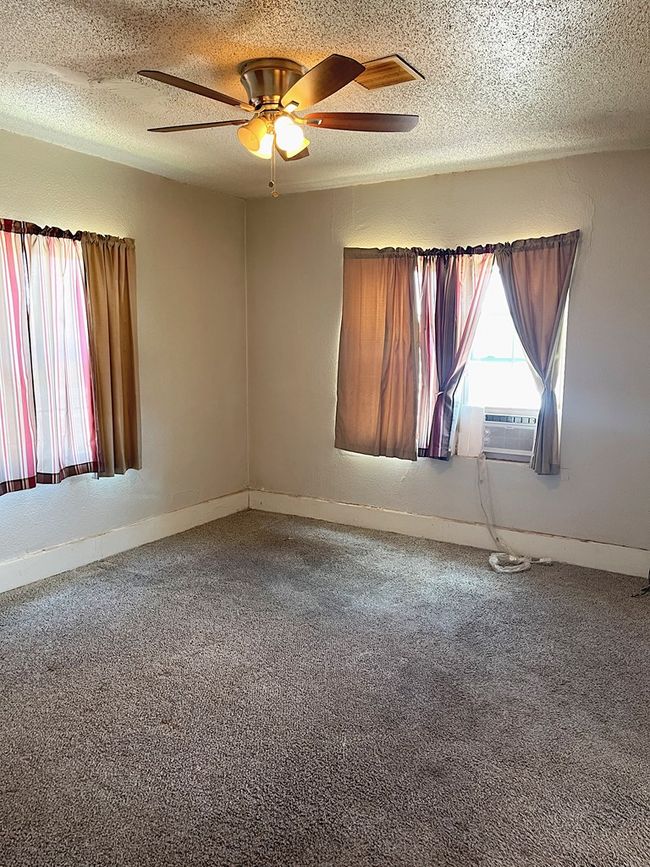 501 E 15 Th St, House other with 2 bedrooms, 1 bathrooms and 2 parking in Big Spring TX | Image 27