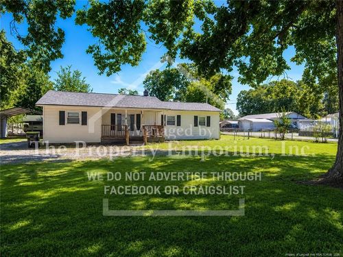 508 Hobbs St, Roseboro, NC, 28382-5503 | Card Image