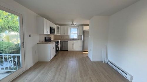 25 Limetree Dr, Manorville, NY, 11949-3118 | Card Image