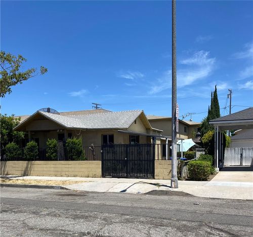 1780 Lewis Ave, Long Beach, CA, 90813-5722 | Card Image