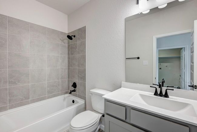 The Davenport II- Bath 2. Home under construction. Sample floor plan photo used for illustrative purposes only. Upgrades, selections options, windows and colors may vary. | Image 14