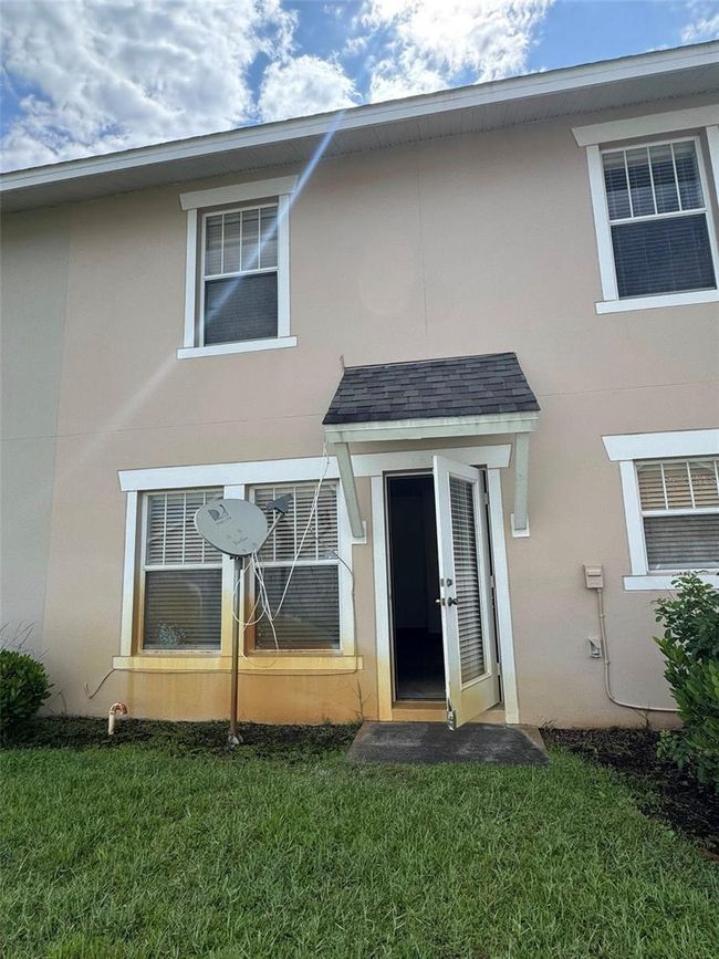 2018 Cypress Bay Blvd, Townhouse with 3 bedrooms, 3 bathrooms and null parking in KISSIMMEE FL | Image 9