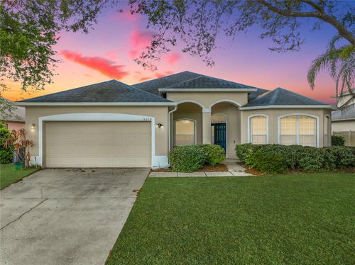 5218 Smokey Water Ln, OVIEDO, FL, 32765-6694 | Card Image