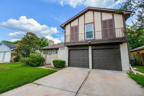 2235 Quail Valley East Dr, Missouri City, TX, 77459-3325 | Card Image