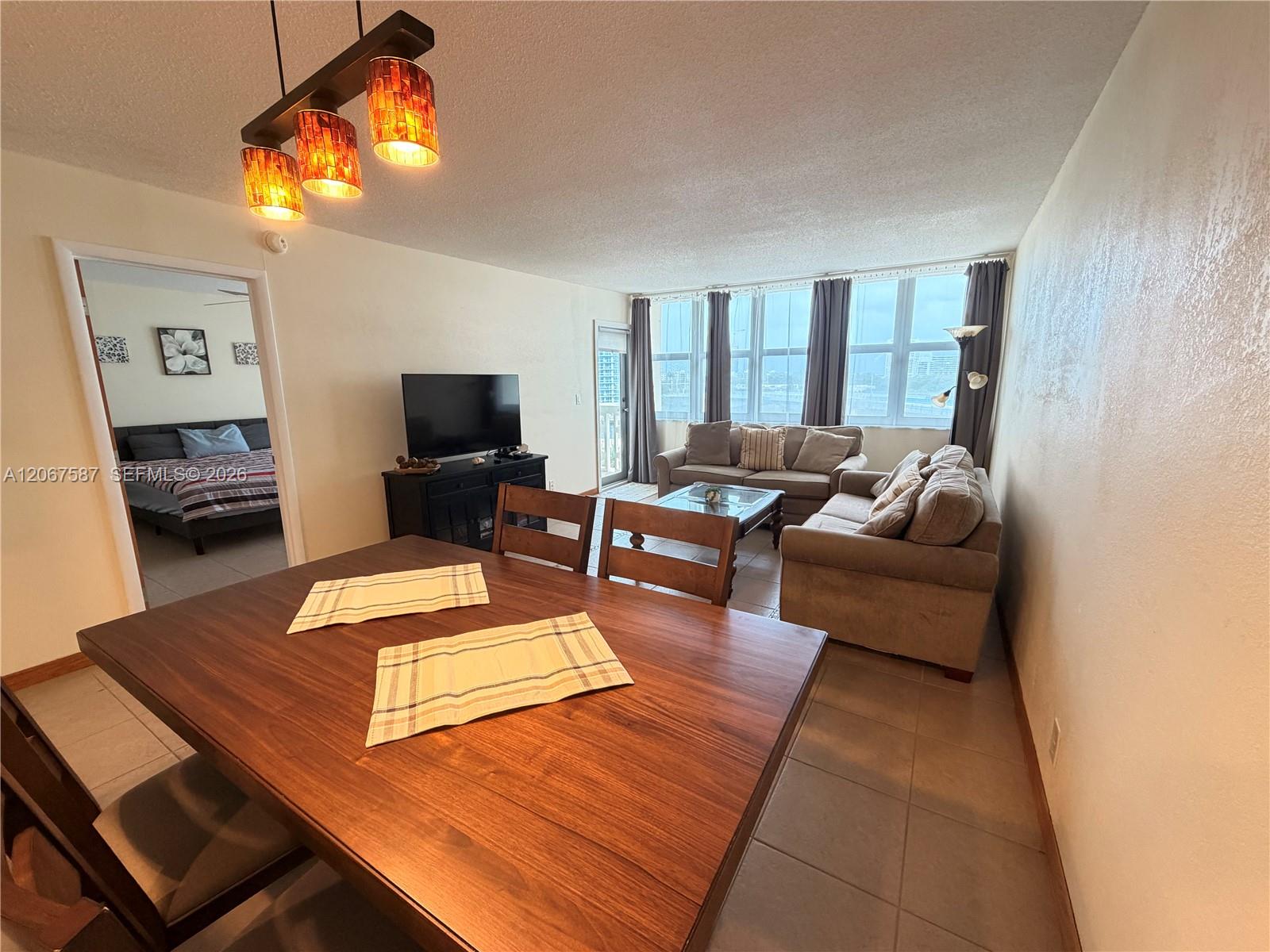 Residential Lease in Hallandale Beach 4