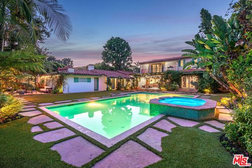 4256 Strohm Ave, Toluca Lake, CA, 91602-2804 | Card Image