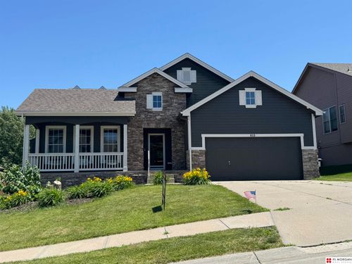 613 S 180th Ave, Elkhorn, NE, 68022-6915 | Card Image