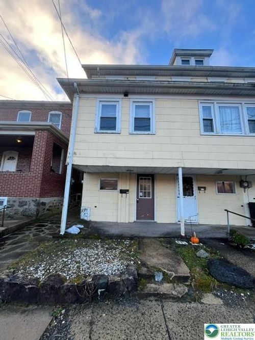 135 Ridge Street, Nesquehoning Boro, PA, 18240 | Card Image