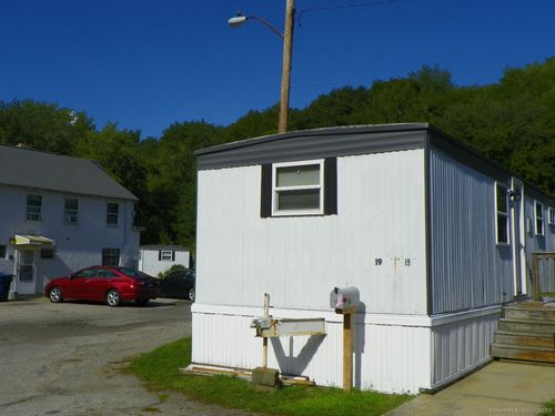 20 Woodland Dr, Waterford, CT, 06385-2416 | Card Image